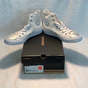 Converse Chuck Taylor size 7.5